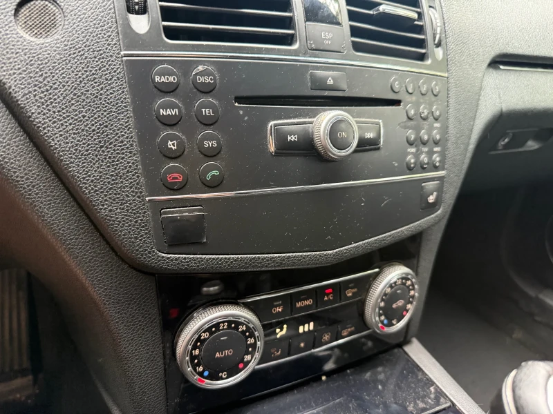 Mercedes-Benz C 220 646* Ръчка* БАРТЕР, снимка 13 - Автомобили и джипове - 52099073