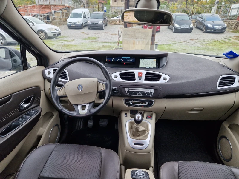 Renault Scenic 1.9dci, 130кс, 6ск, 11г, Navig.217х.км., снимка 11 - Автомобили и джипове - 52286995