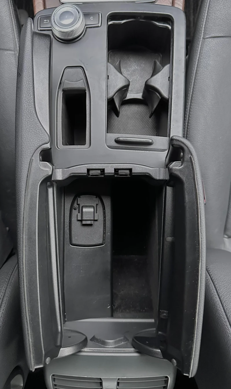 Mercedes-Benz E 220 CDI, снимка 11 - Автомобили и джипове - 52307815