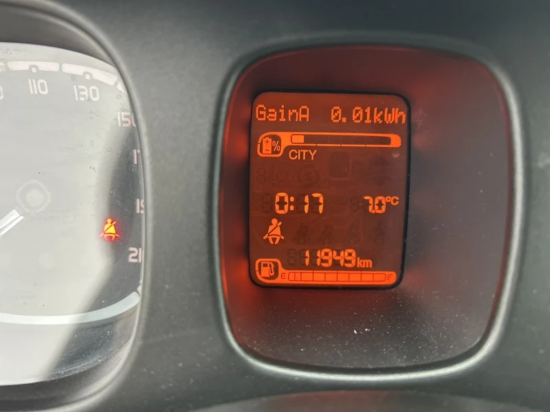 Fiat Panda mild hybrid, снимка 11 - Автомобили и джипове - 53291175