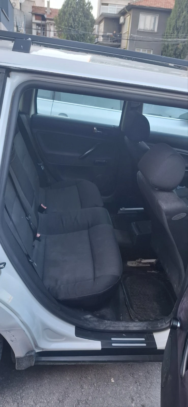 VW Passat 1.9 TDI, снимка 14 - Автомобили и джипове - 54570778