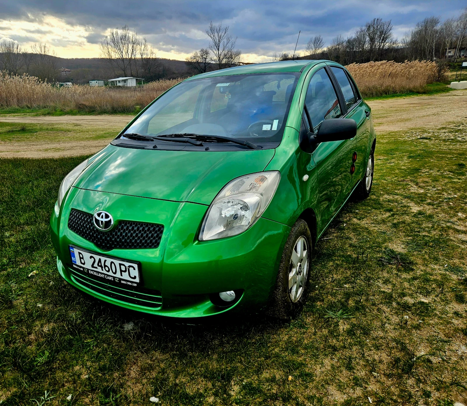 Toyota Yaris 1.0, 69 Hp, снимка 1