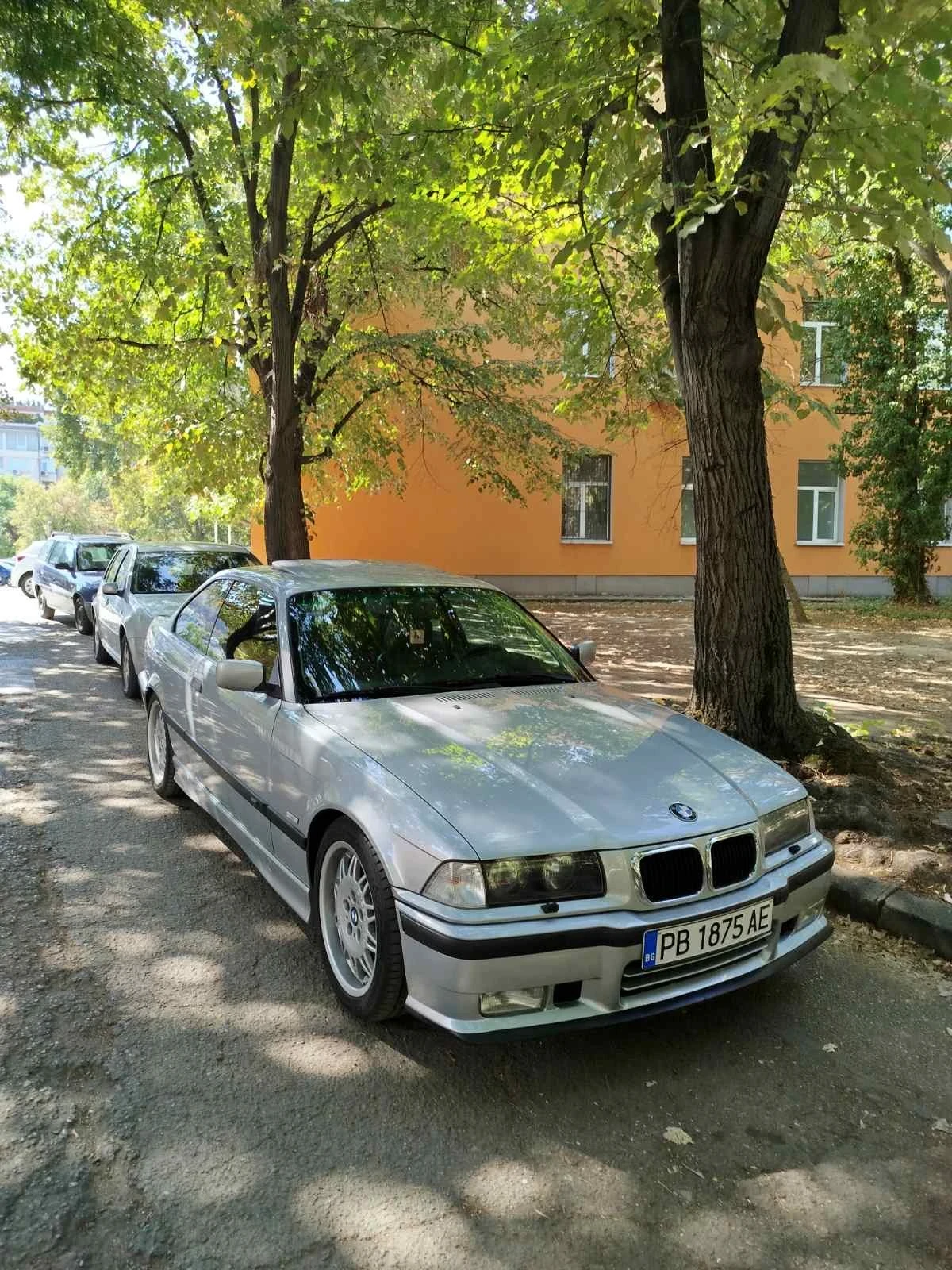 BMW 328 328i - изображение 8