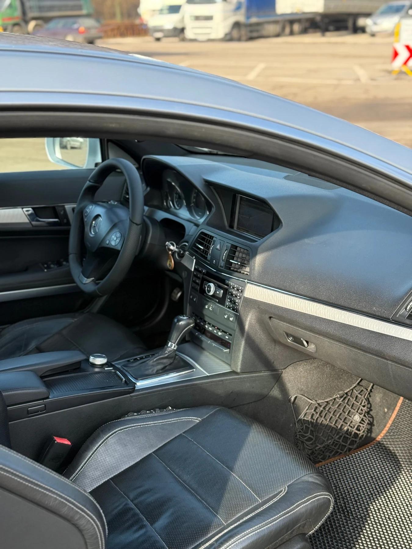 Mercedes-Benz E 350 E-350CDI AMG COUPE - изображение 9