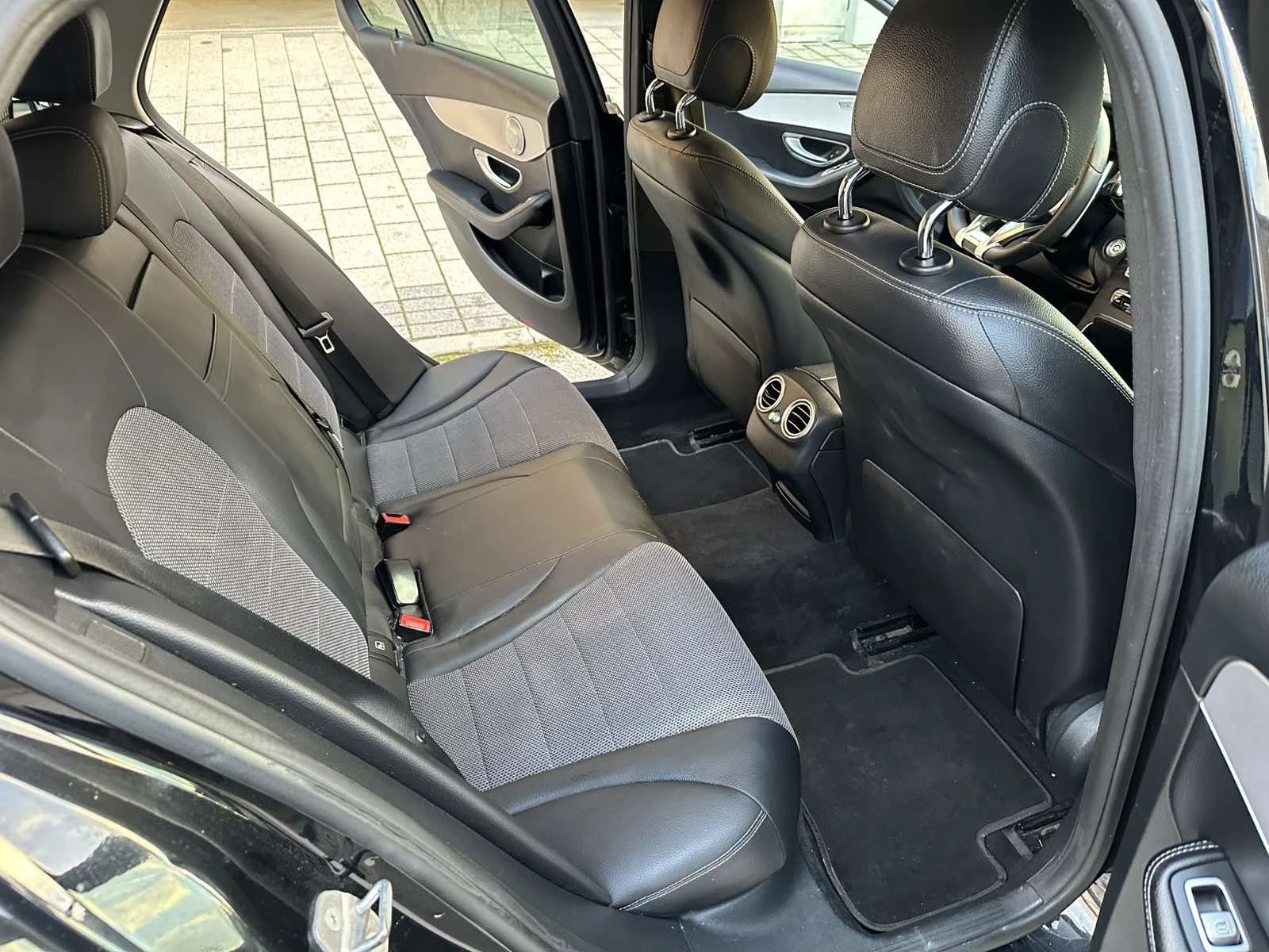 Mercedes-Benz C 220  - изображение 10