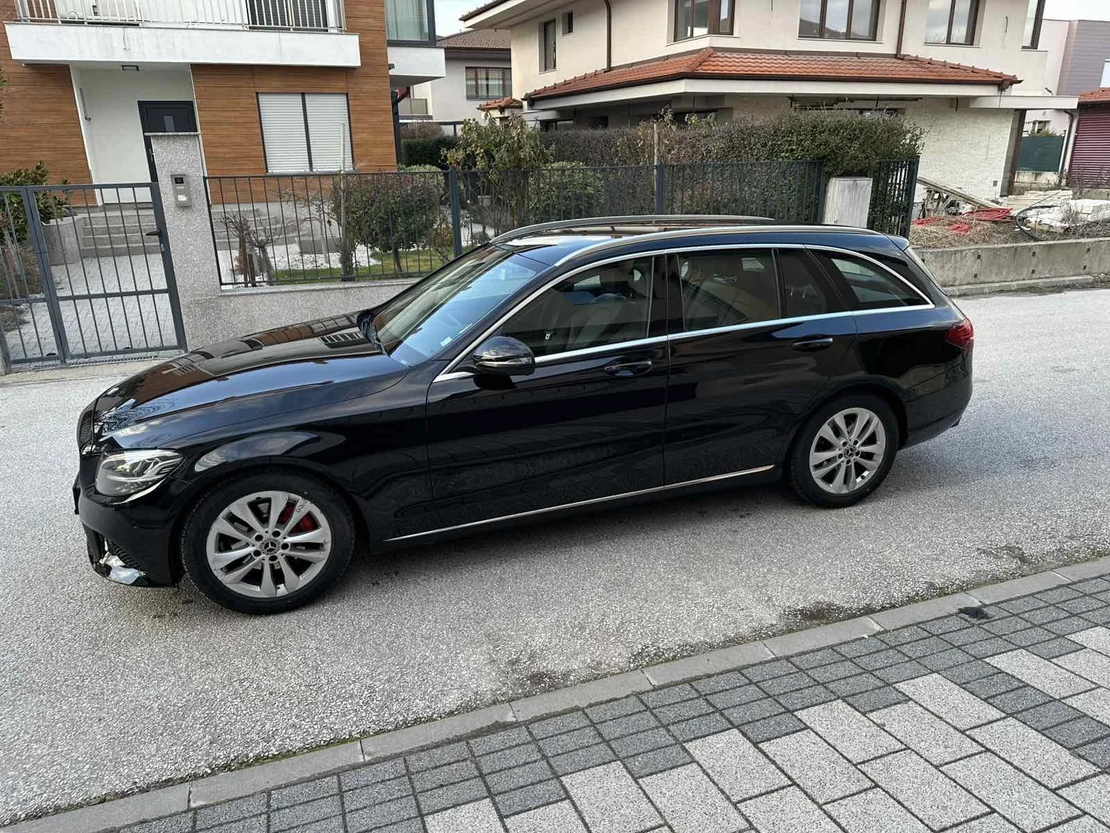 Mercedes-Benz C 220  - изображение 6
