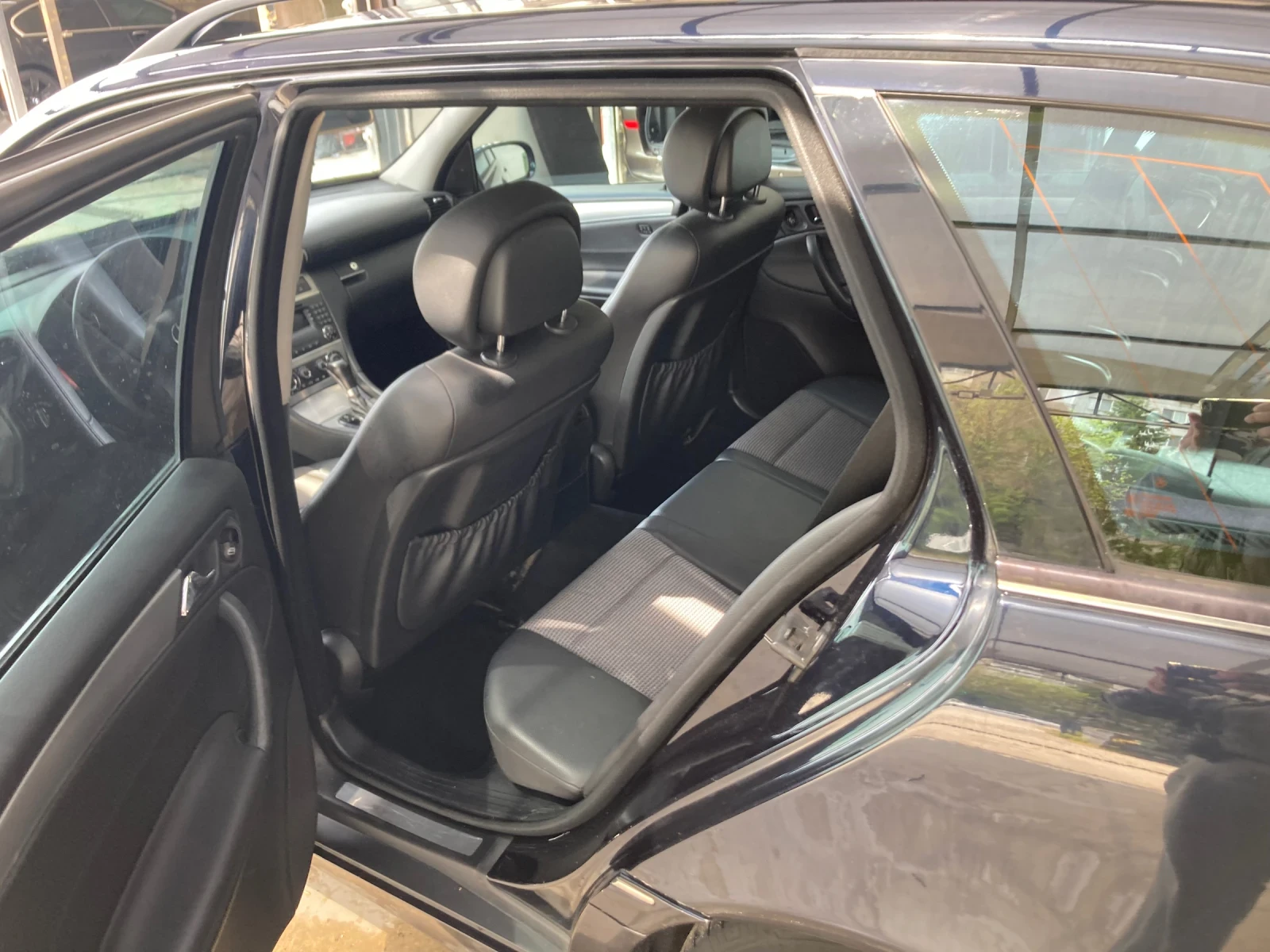 Mercedes-Benz C 220 220 CDI  - изображение 3