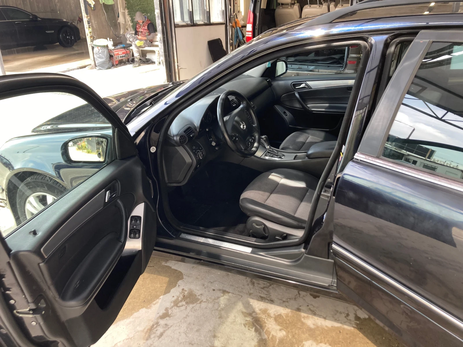 Mercedes-Benz C 220 220 CDI  - изображение 2