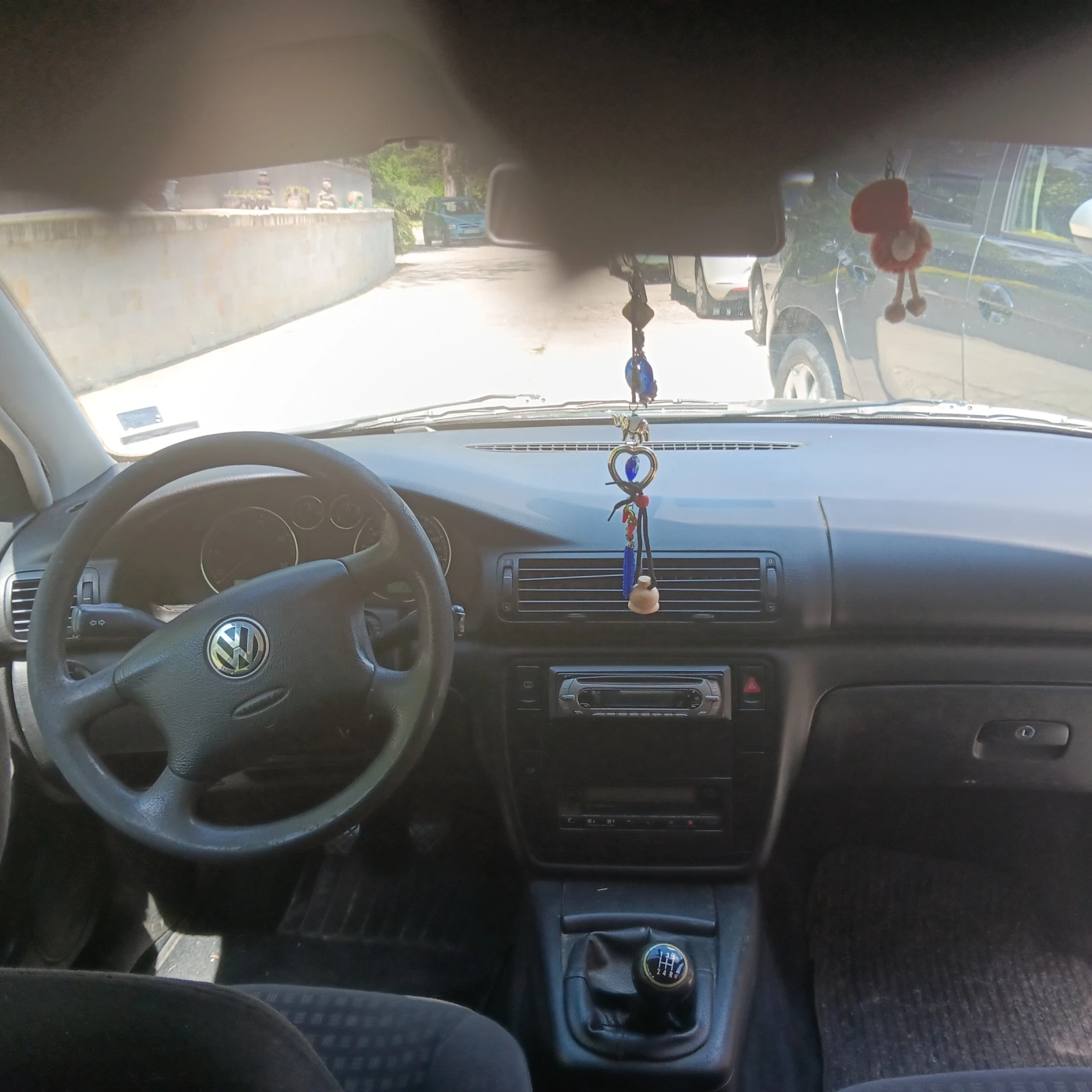 VW Passat 1.9 - изображение 5