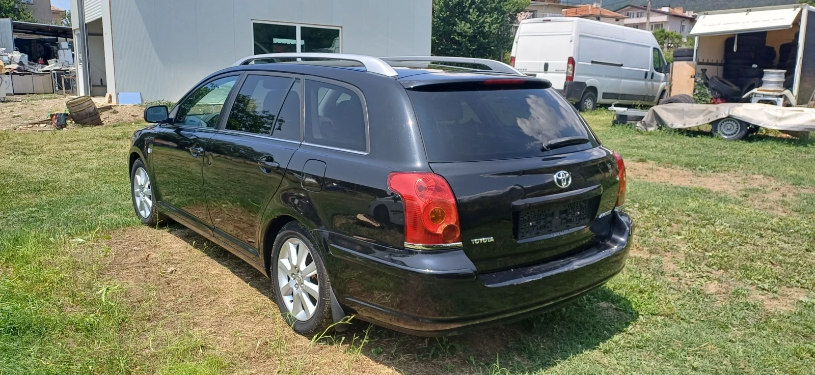 Toyota Avensis  - изображение 4