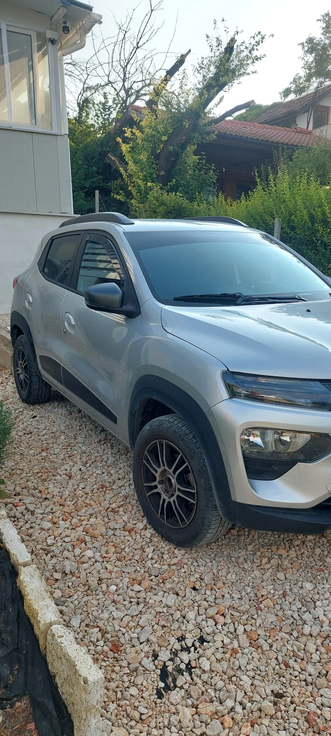 Dacia Spring 2023 - изображение 2