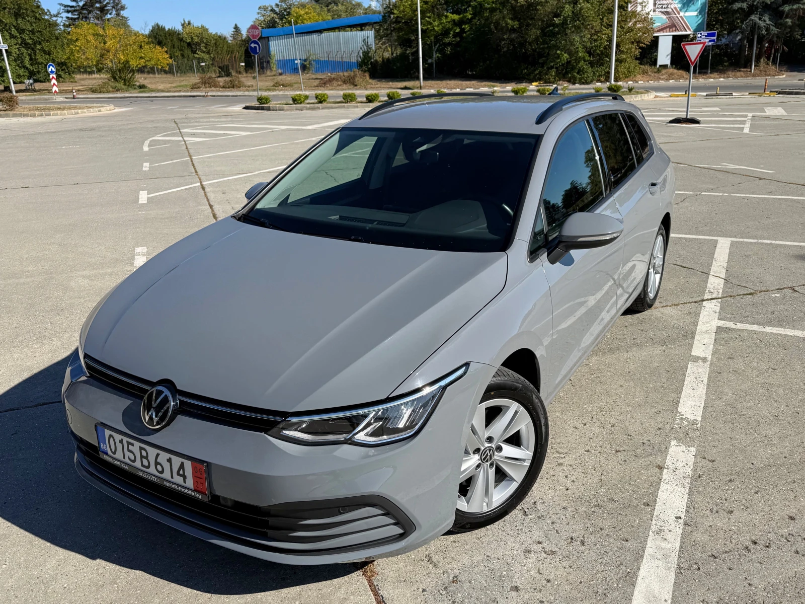VW Golf 2.0/150p.s/Distronic/FULL-LED/CARPLAY/Lane-assist - изображение 3