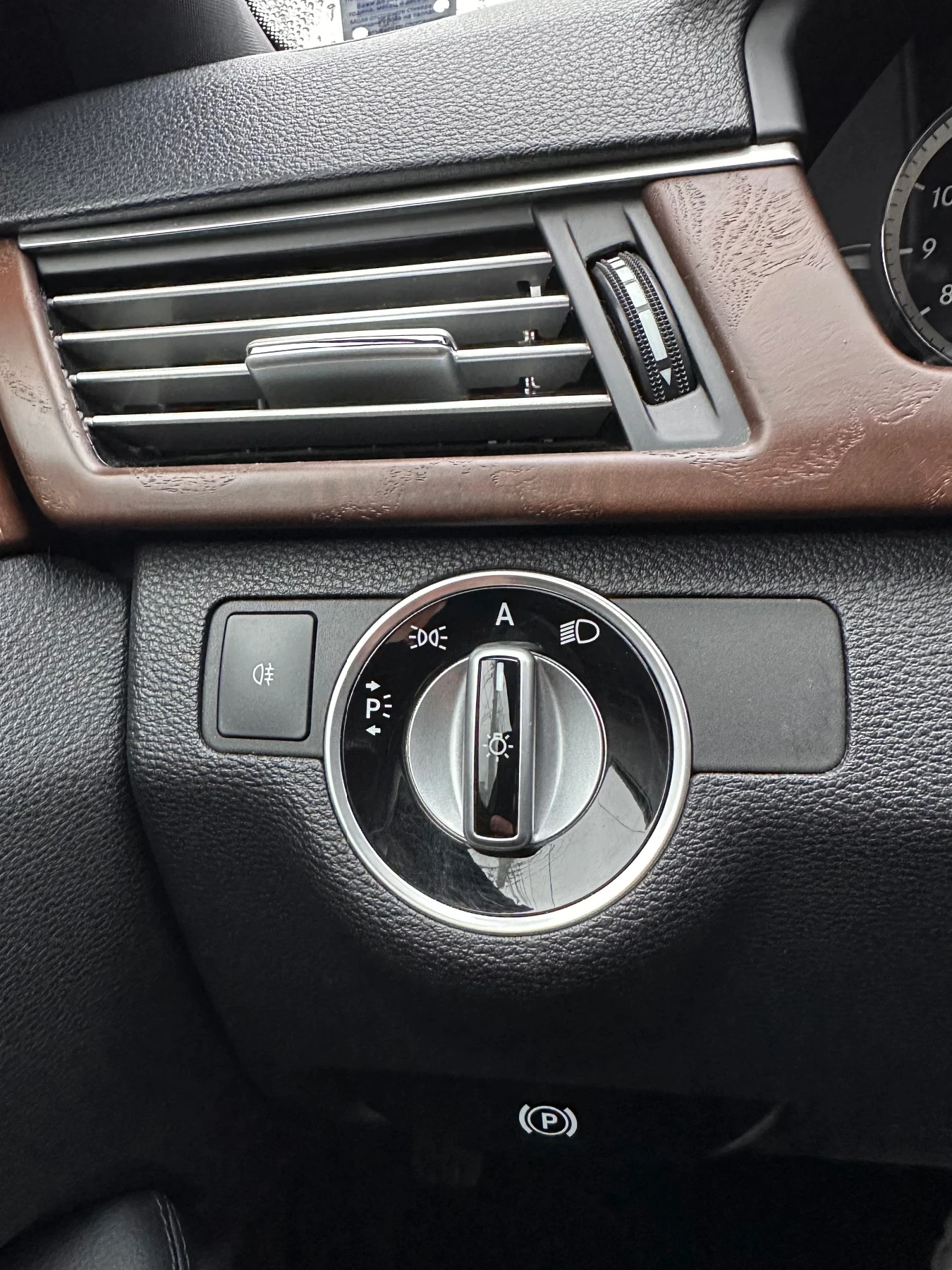 Mercedes-Benz E 220 CDI - изображение 10