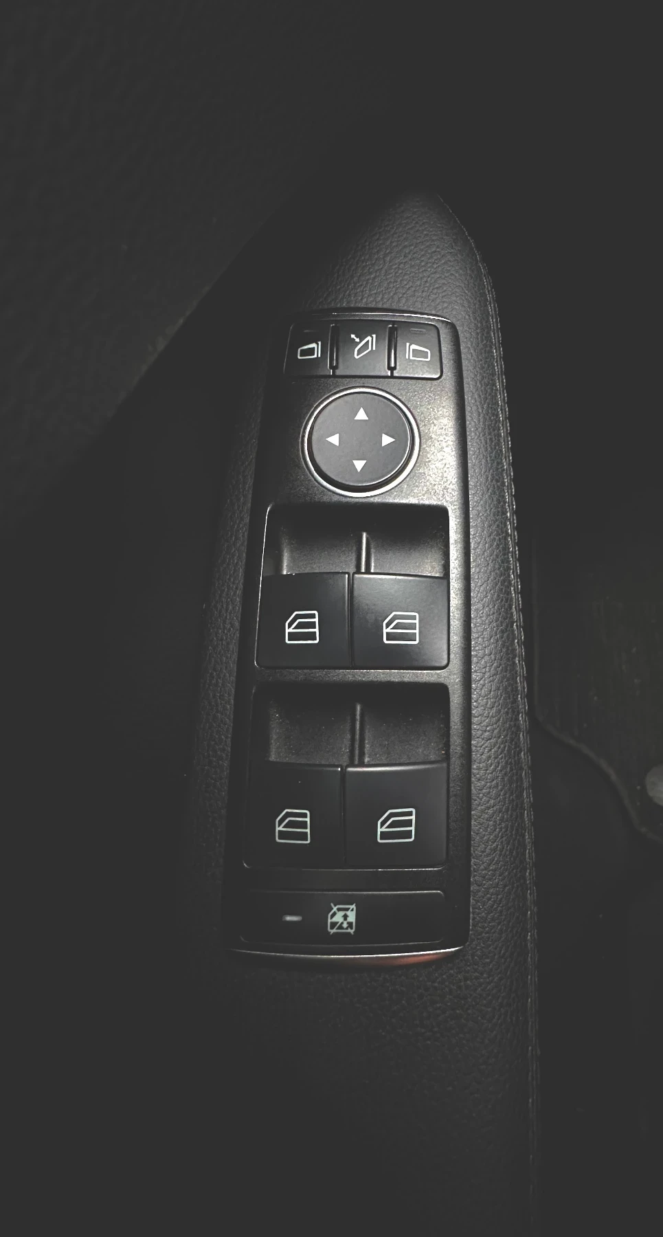 Mercedes-Benz E 220 CDI | Mobile.bg � ����������� 12