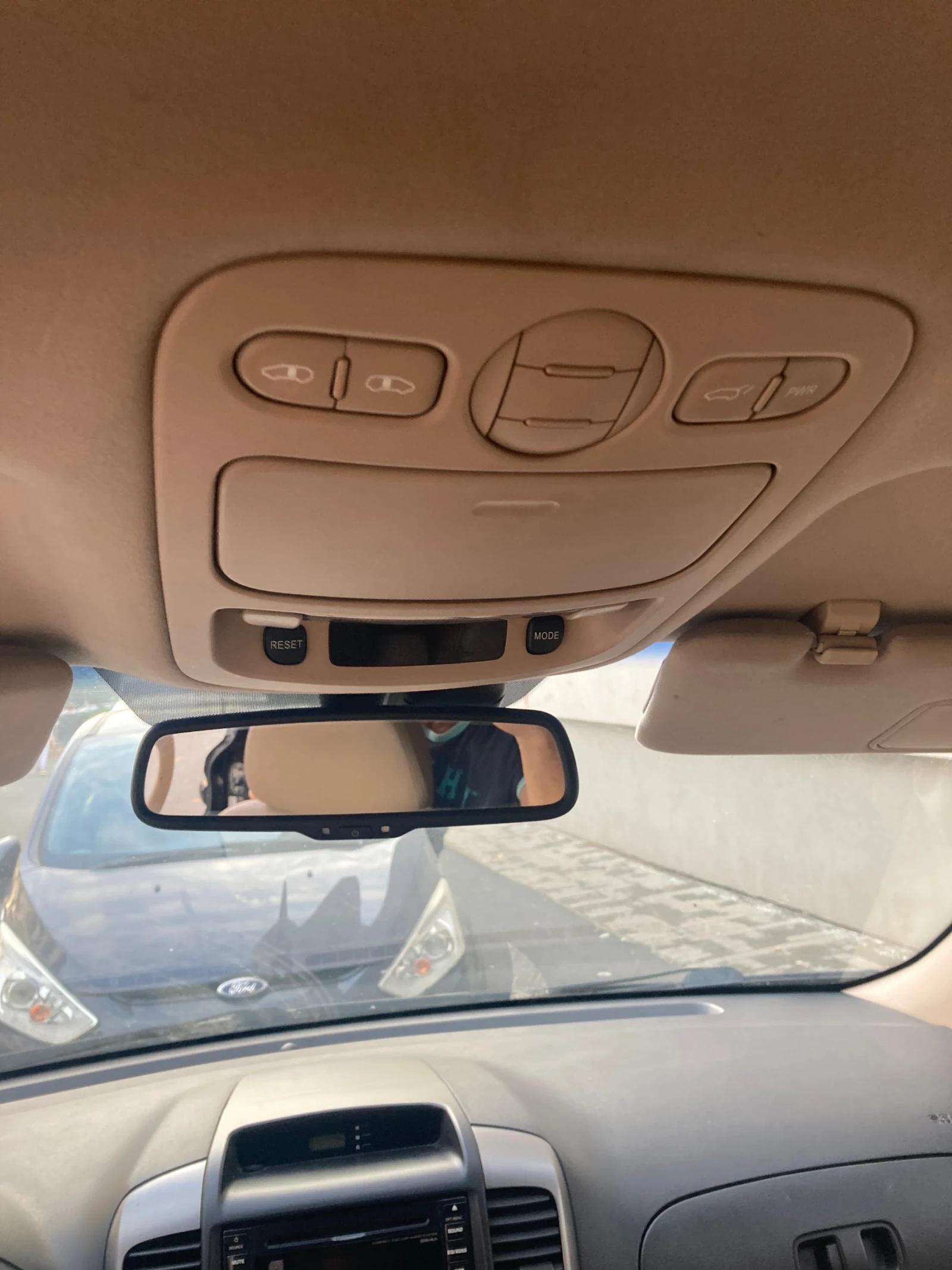 Kia Carnival 2, 9crdi - изображение 6