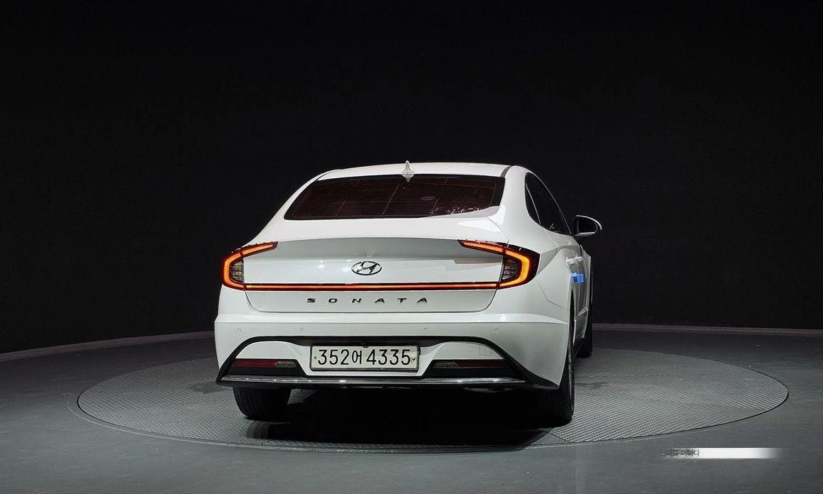 Hyundai Sonata 2.0 LPG Smart * НАЙ-ДОБРА ЦЕНА В БЪЛГАРИЯ*  - изображение 4