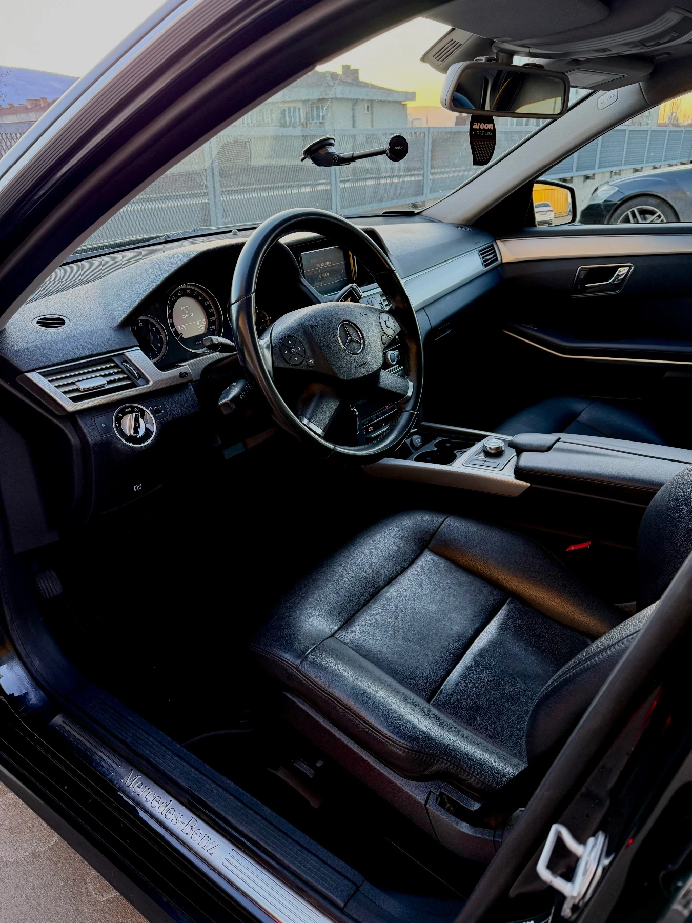 Mercedes-Benz E 350 CDI BlueEfficiency - изображение 5