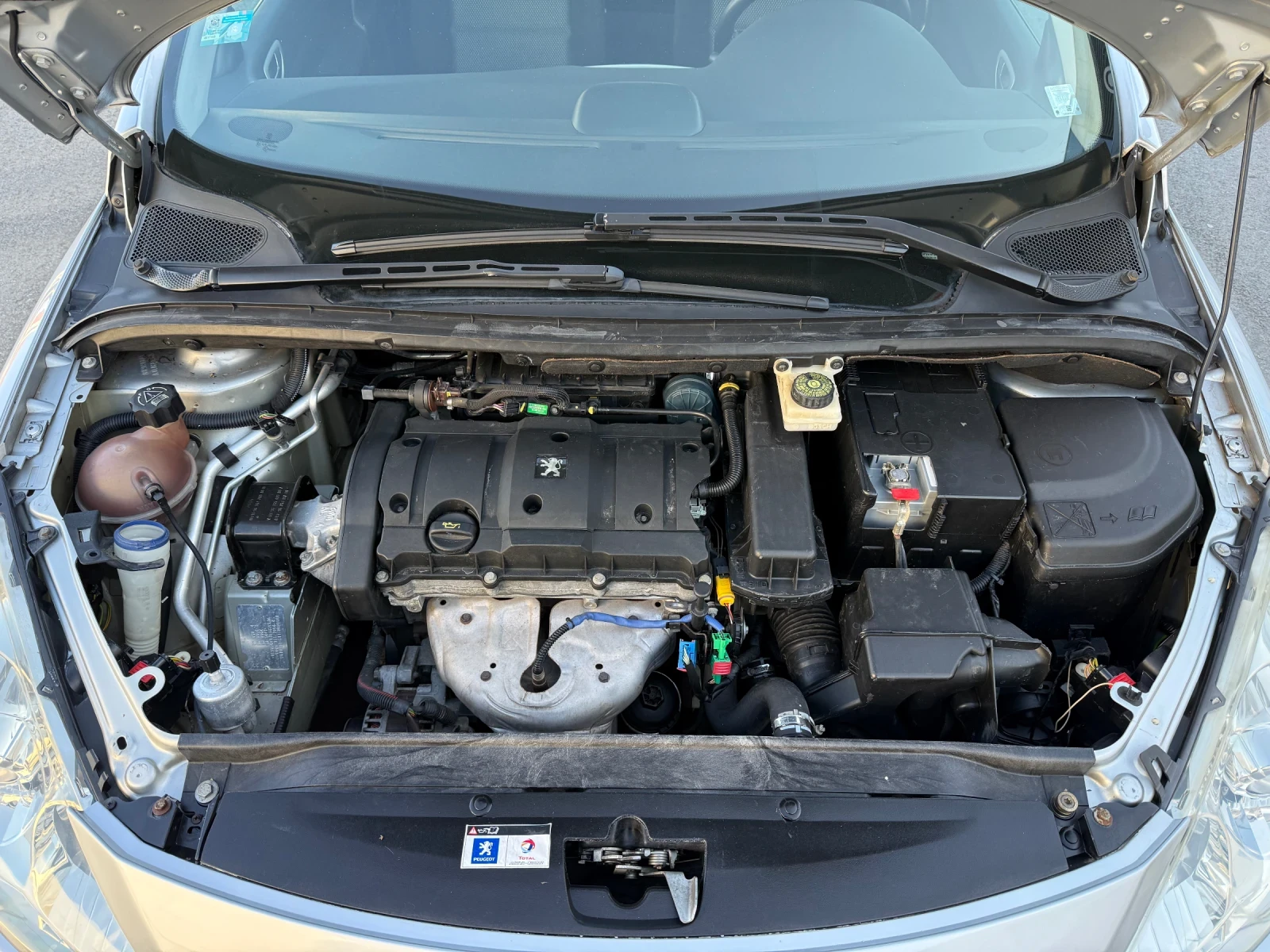 Peugeot 307 1, 6i #АВТОМАТИК#, снимка 15 - Автомобили и джипове - 53840255