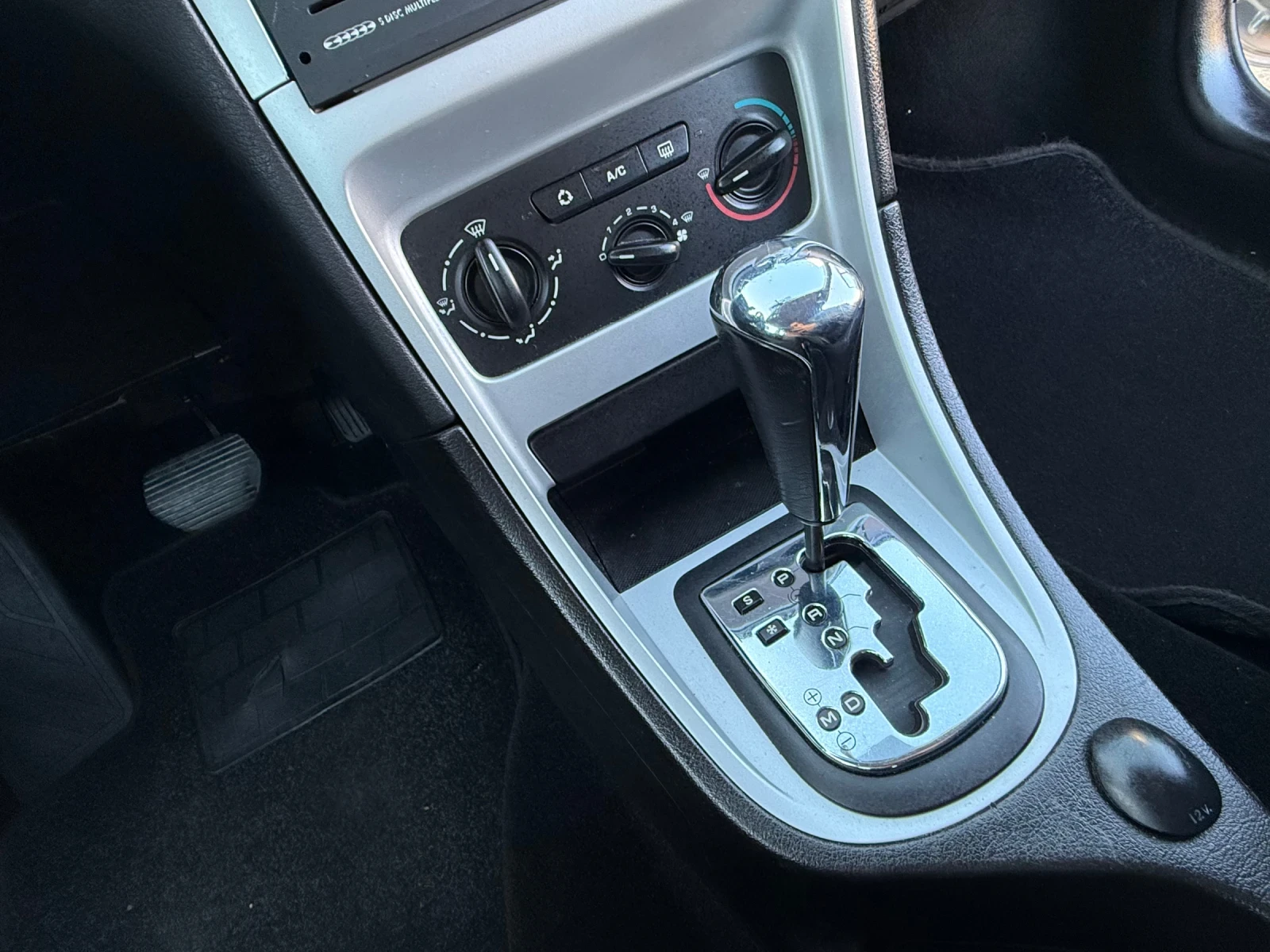 Peugeot 307 1, 6i #АВТОМАТИК#, снимка 14 - Автомобили и джипове - 53840255