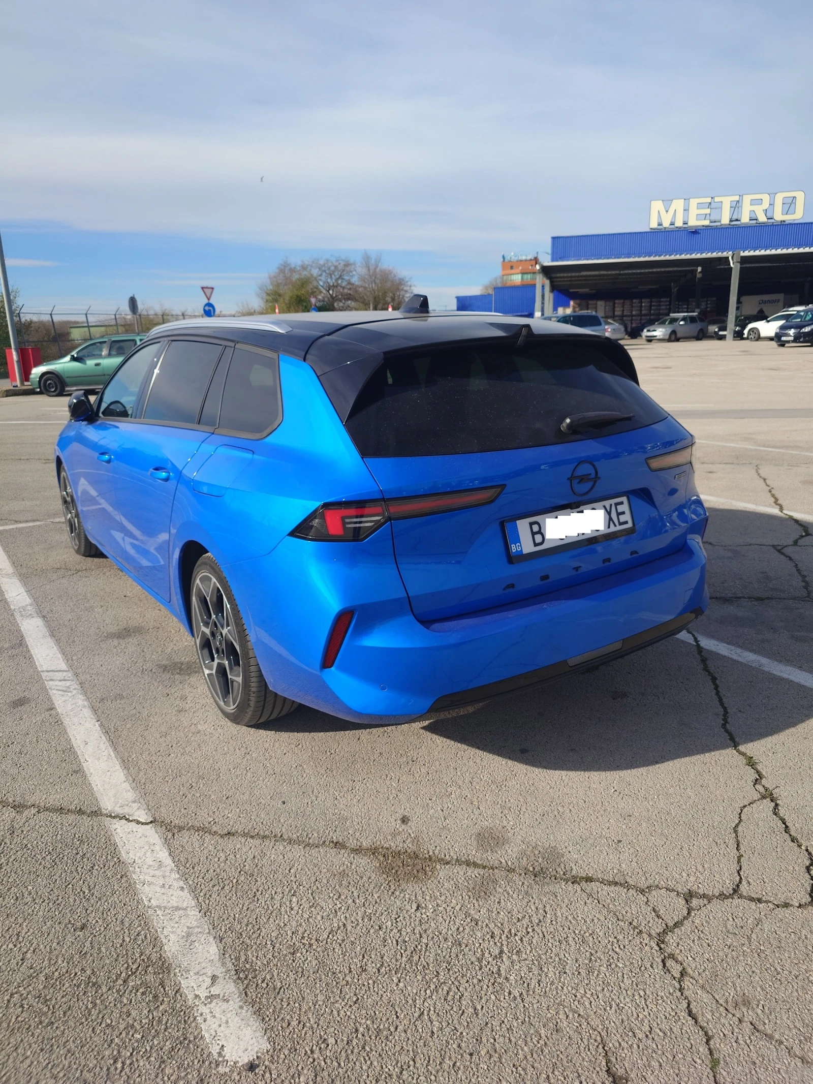 Opel Astra 1.5T PHEV, снимка 3 - Автомобили и джипове - 54047722