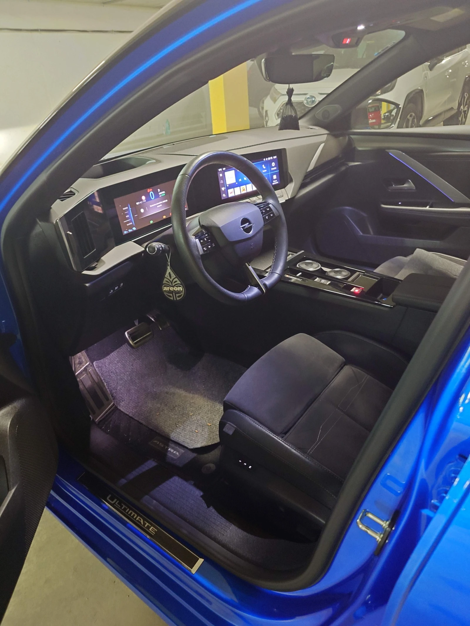 Opel Astra 1.5T PHEV, снимка 9 - Автомобили и джипове - 54047722