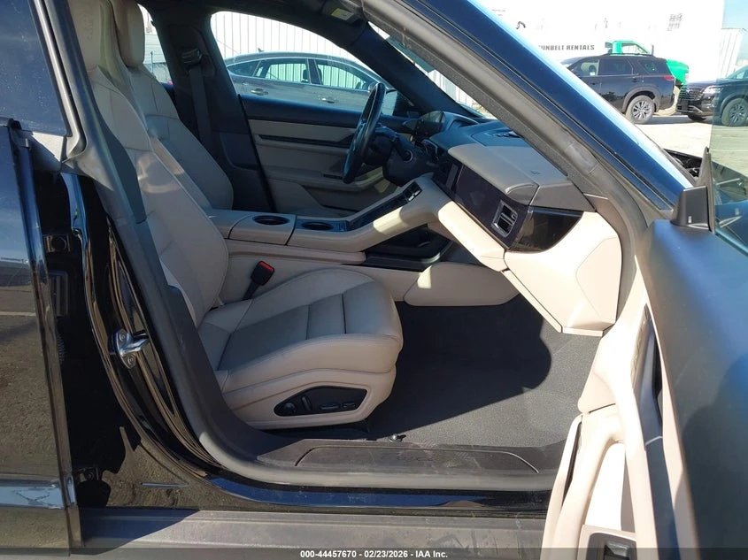 Porsche Taycan, снимка 5 - Автомобили и джипове - 54216031