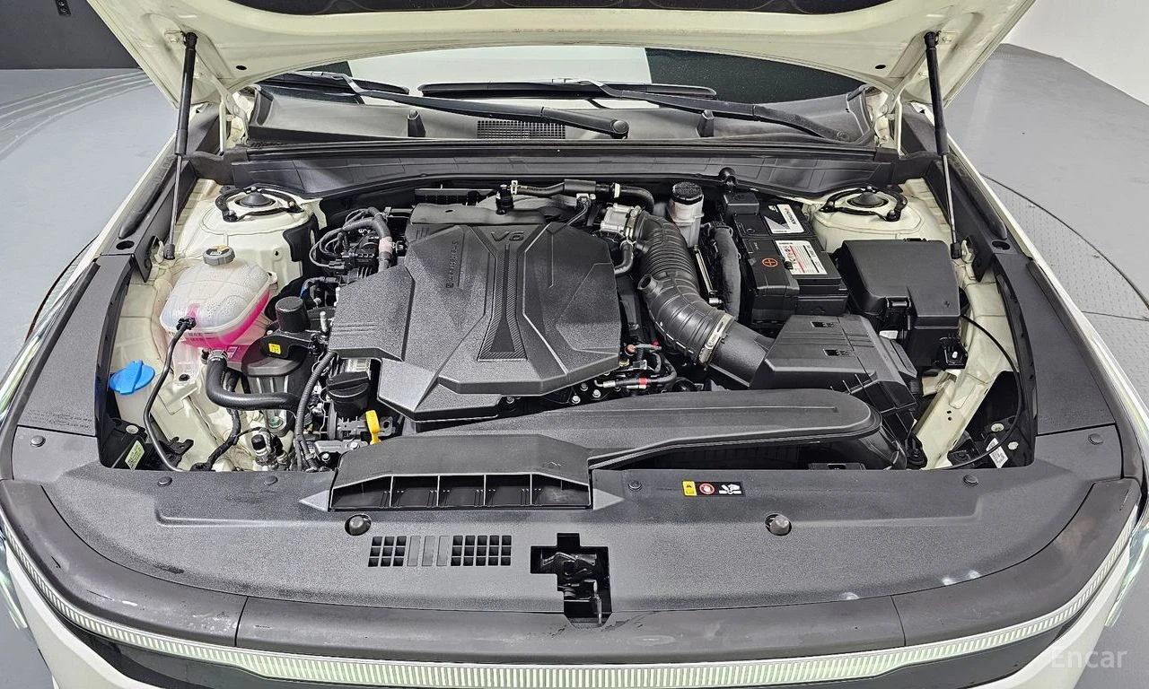 Kia K8 3.5* LPG* NOGLESSE* EDITON* ОБДУХВАНЕ* МАСАЖ* LANE, снимка 17 - Автомобили и джипове - 54870609