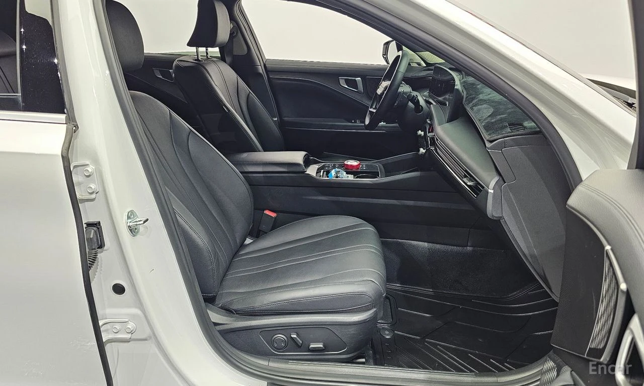 Kia K8 3.5* LPG* NOGLESSE* EDITON* ОБДУХВАНЕ* МАСАЖ* LANE, снимка 13 - Автомобили и джипове - 54870609