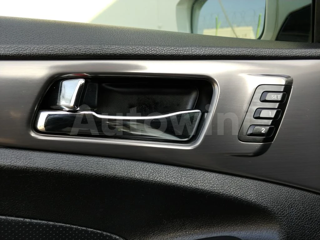 Hyundai Sonata YF, снимка 11 - Автомобили и джипове - 55300193
