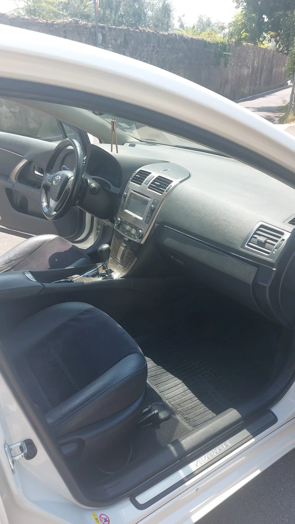 Toyota Avensis, снимка 13 - Автомобили и джипове - 55507416
