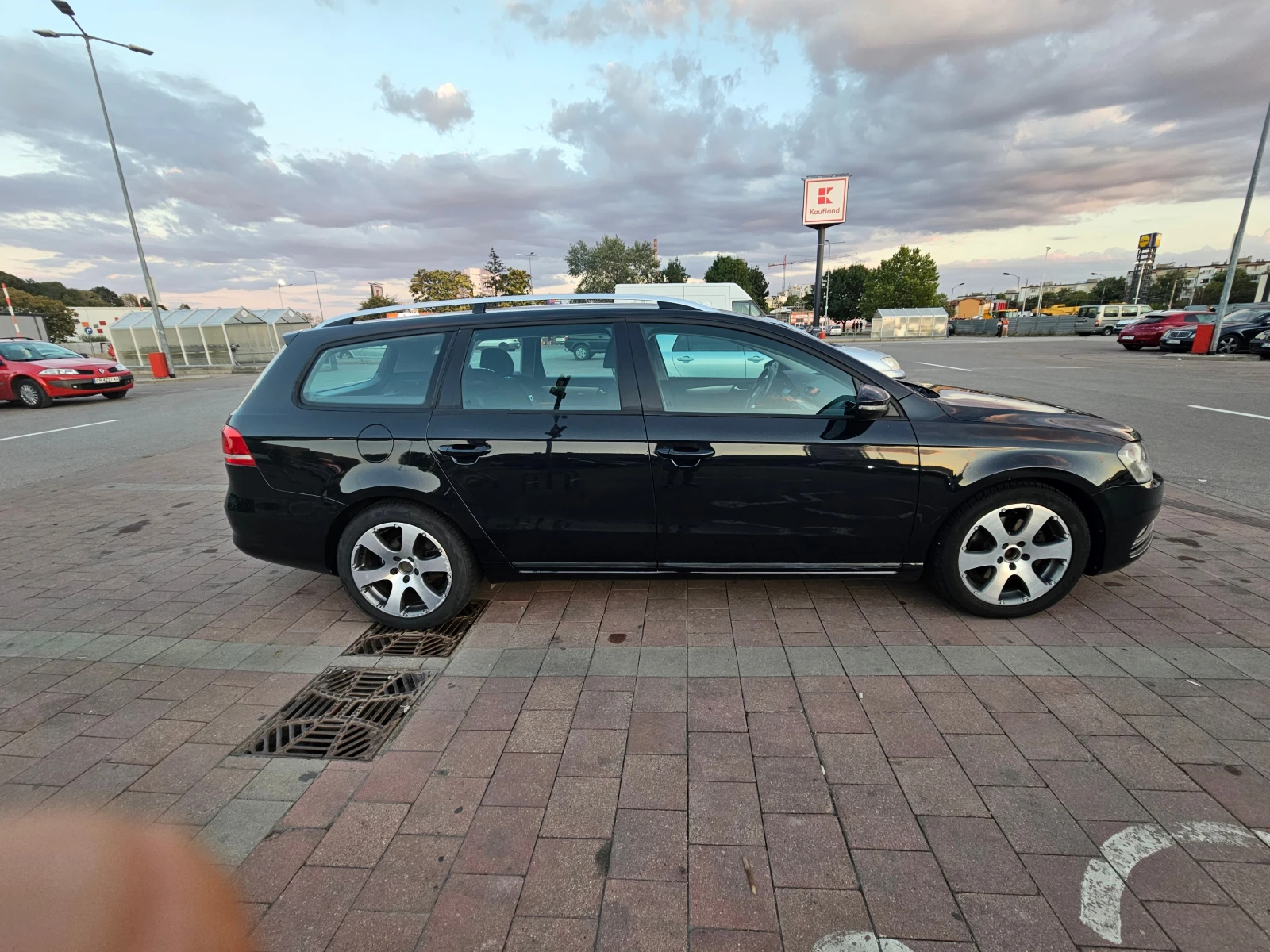 VW Passat, снимка 8 - Автомобили и джипове - 55943756