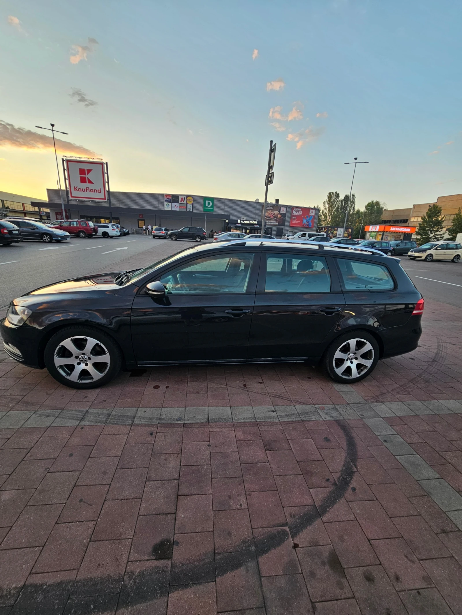 VW Passat, снимка 5 - Автомобили и джипове - 55943756