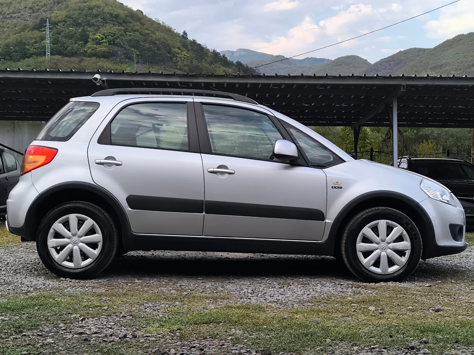 Suzuki SX4 -1.9DDIS-120кс-4х4-6 скорости-КЛИМАТИК-, снимка 2 - Автомобили и джипове - 56041323