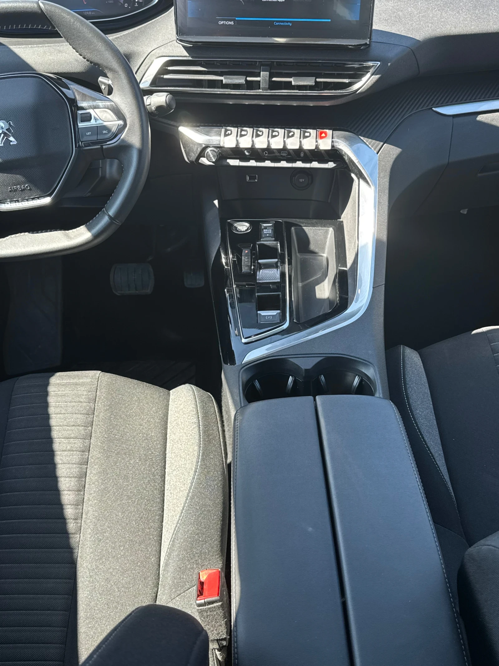 Peugeot 3008 1.5 ТОП СЪСТОЯНИЕ, снимка 13 - Автомобили и джипове - 56057180