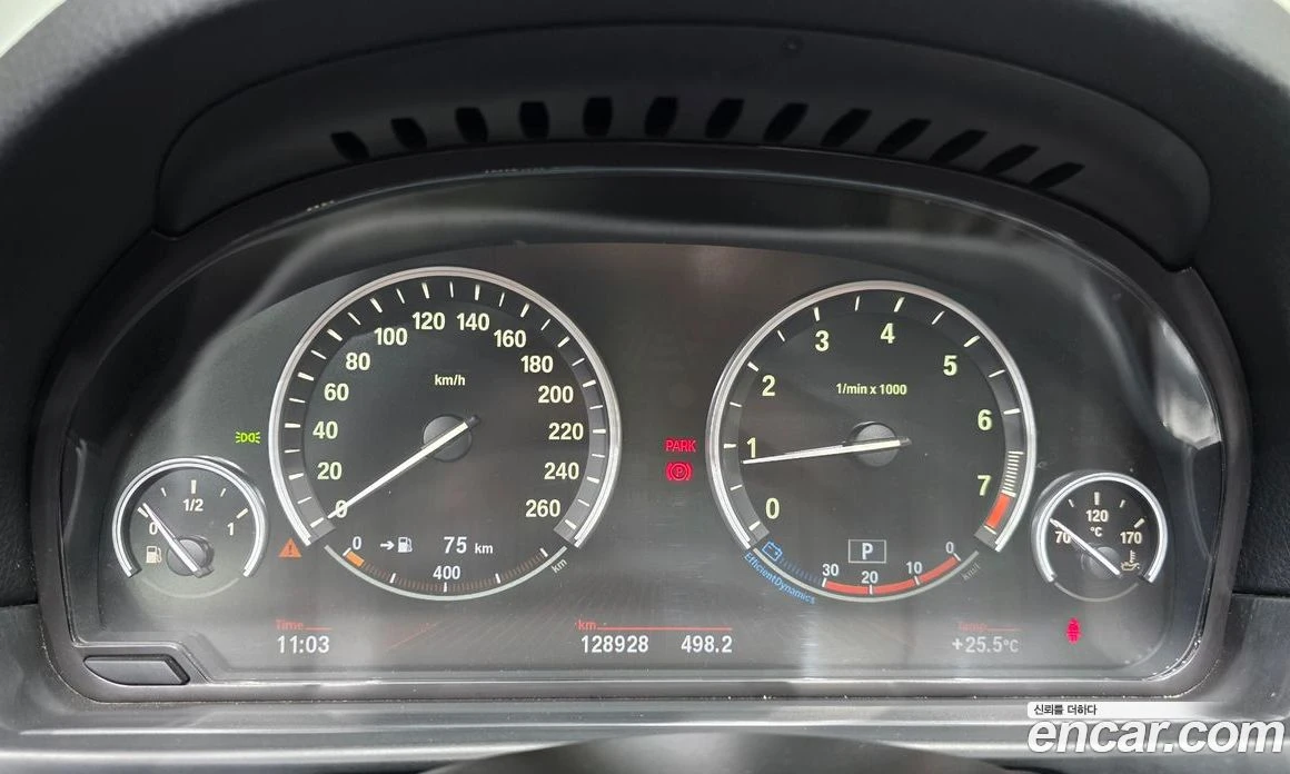 BMW 520 520i, снимка 10 - Автомобили и джипове - 56107560