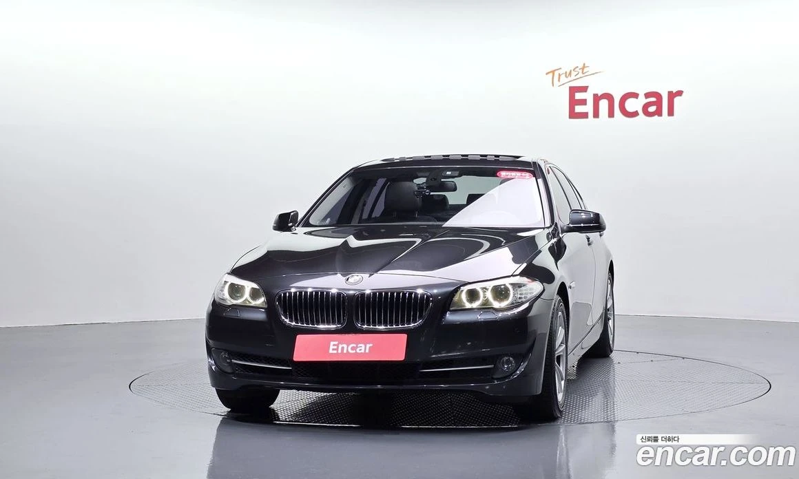 BMW 520 520i, снимка 2 - Автомобили и джипове - 56107560