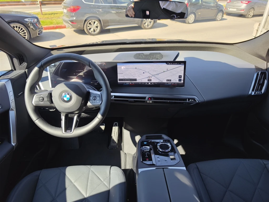 BMW iX xDrive45, снимка 7 - Автомобили и джипове - 56253398