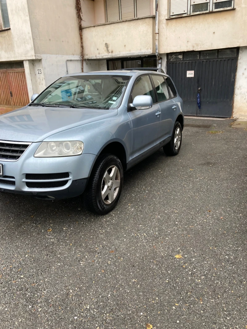 VW Touareg, снимка 2 - Автомобили и джипове - 52526861