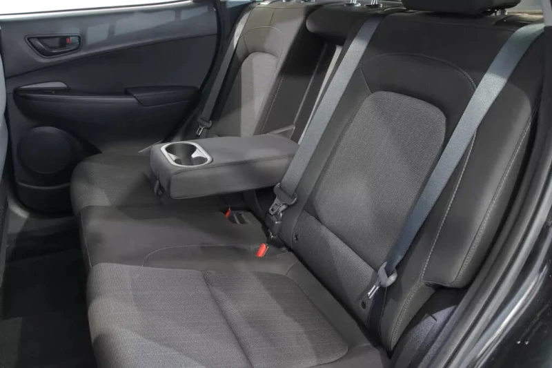 Hyundai Kona * АВТО КРЕДИТ* ЦЕНА ДО БГ * СЕРВИЗНА ИСТОРИЯ * , снимка 14 - Автомобили и джипове - 52425178