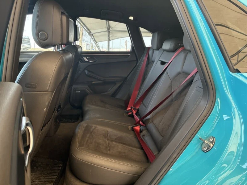 Porsche Macan AWD * АвтоКреди* (ЦЕНА ДО БГ), снимка 16 - Автомобили и джипове - 53458657