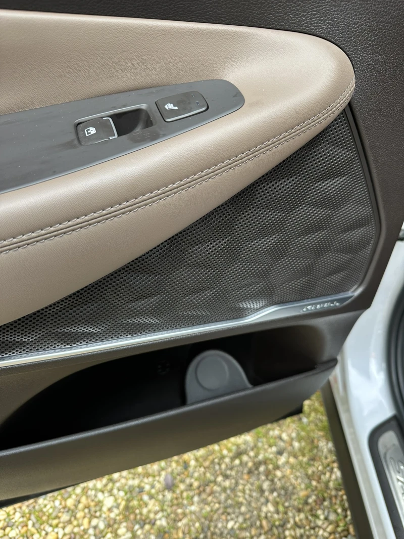 Hyundai Santa fe 1.6 T-GDI Plug-in Hybrid Prime 4WD, снимка 16 - Автомобили и джипове - 53562416