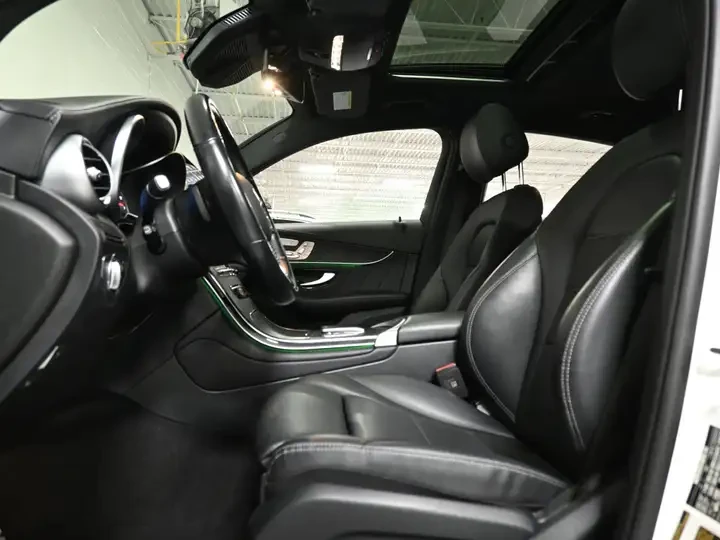 Mercedes-Benz GLC 300 4MATIC Coupe No Accident AMG 360CAM Ambient | Mobile.bg � ����������� 12