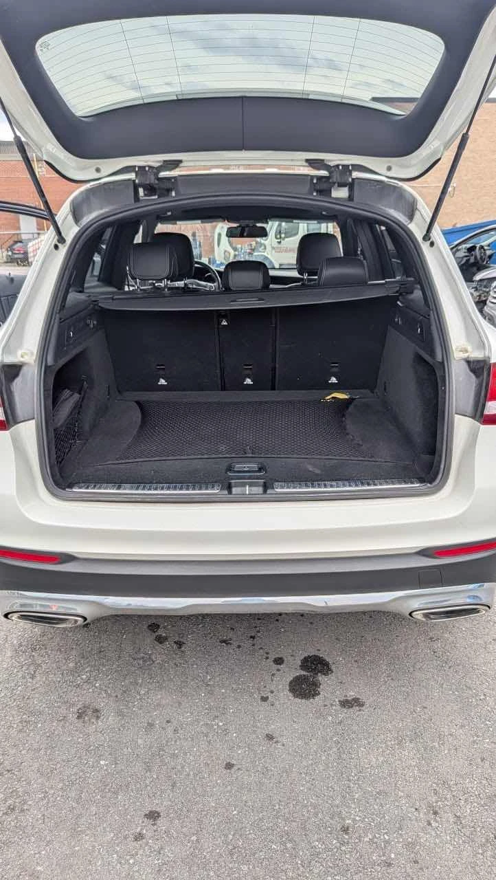 Mercedes-Benz GLC 300 * CARFAX * ОПЦИЯ ЗА ФИНАНСИРАНЕ * , снимка 12 - Автомобили и джипове - 55985488