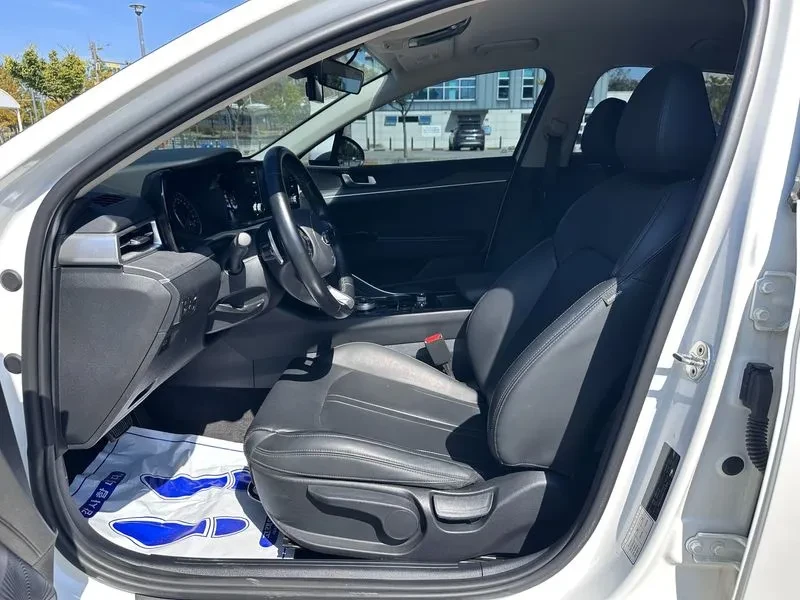 Kia K5 Rd Generation 2.0 Lpi (Rental Car) Standard, снимка 10 - Автомобили и джипове - 56293965