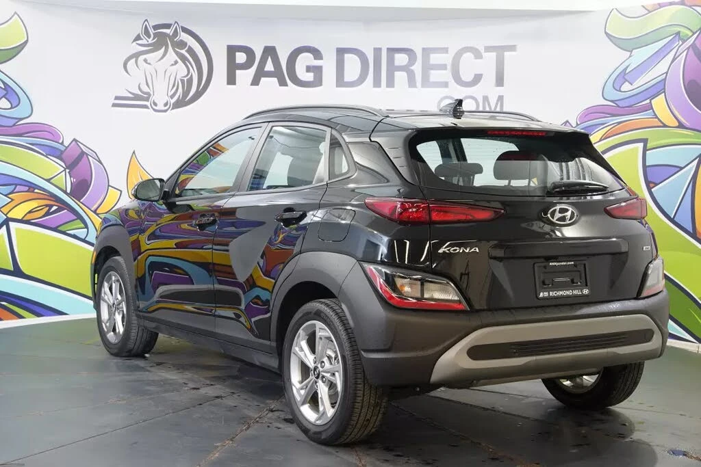 Hyundai Kona * АВТО КРЕДИТ* ЦЕНА ДО БГ * СЕРВИЗНА ИСТОРИЯ *  - изображение 4