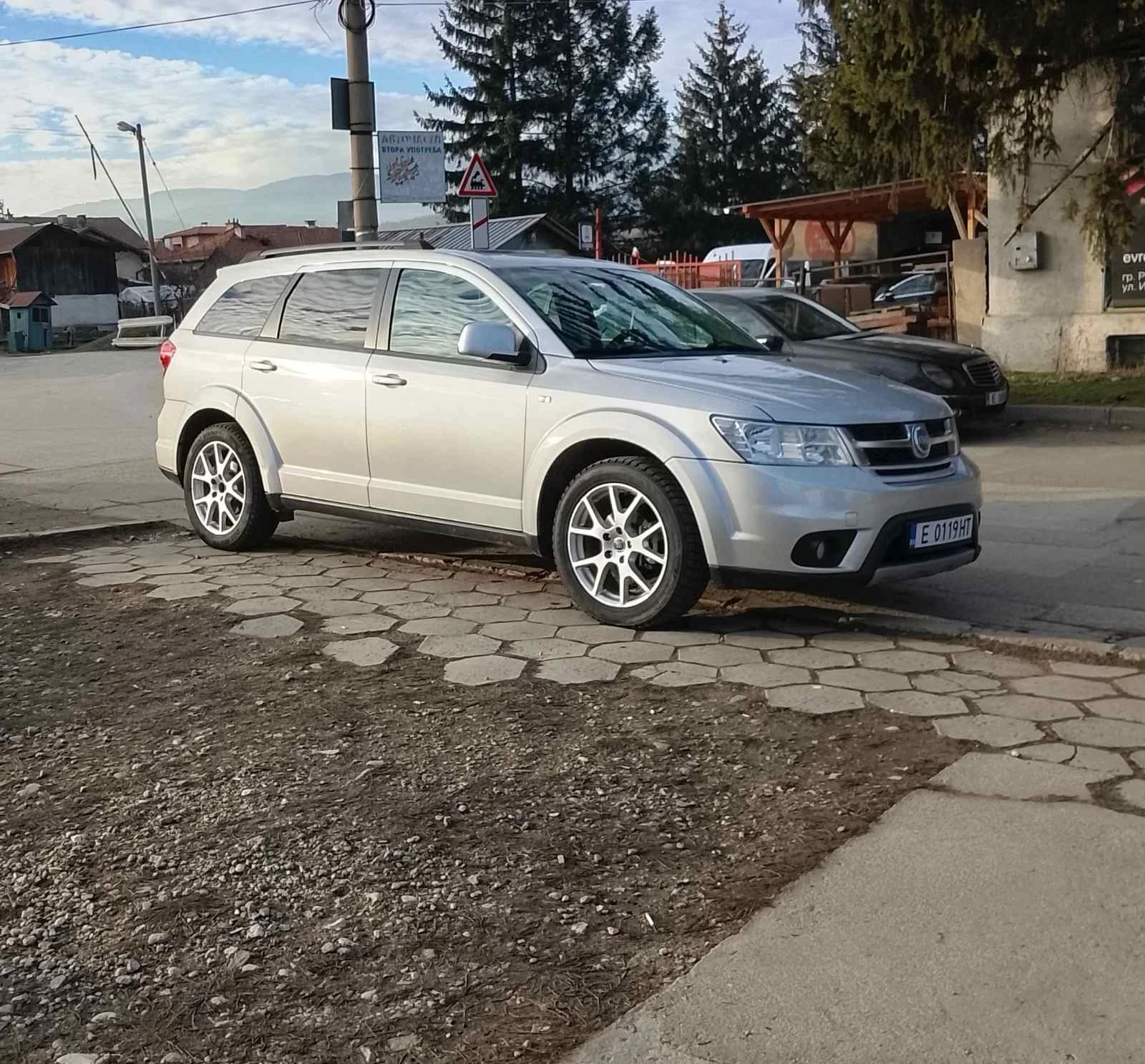 Fiat Freemont 2.0 - изображение 2