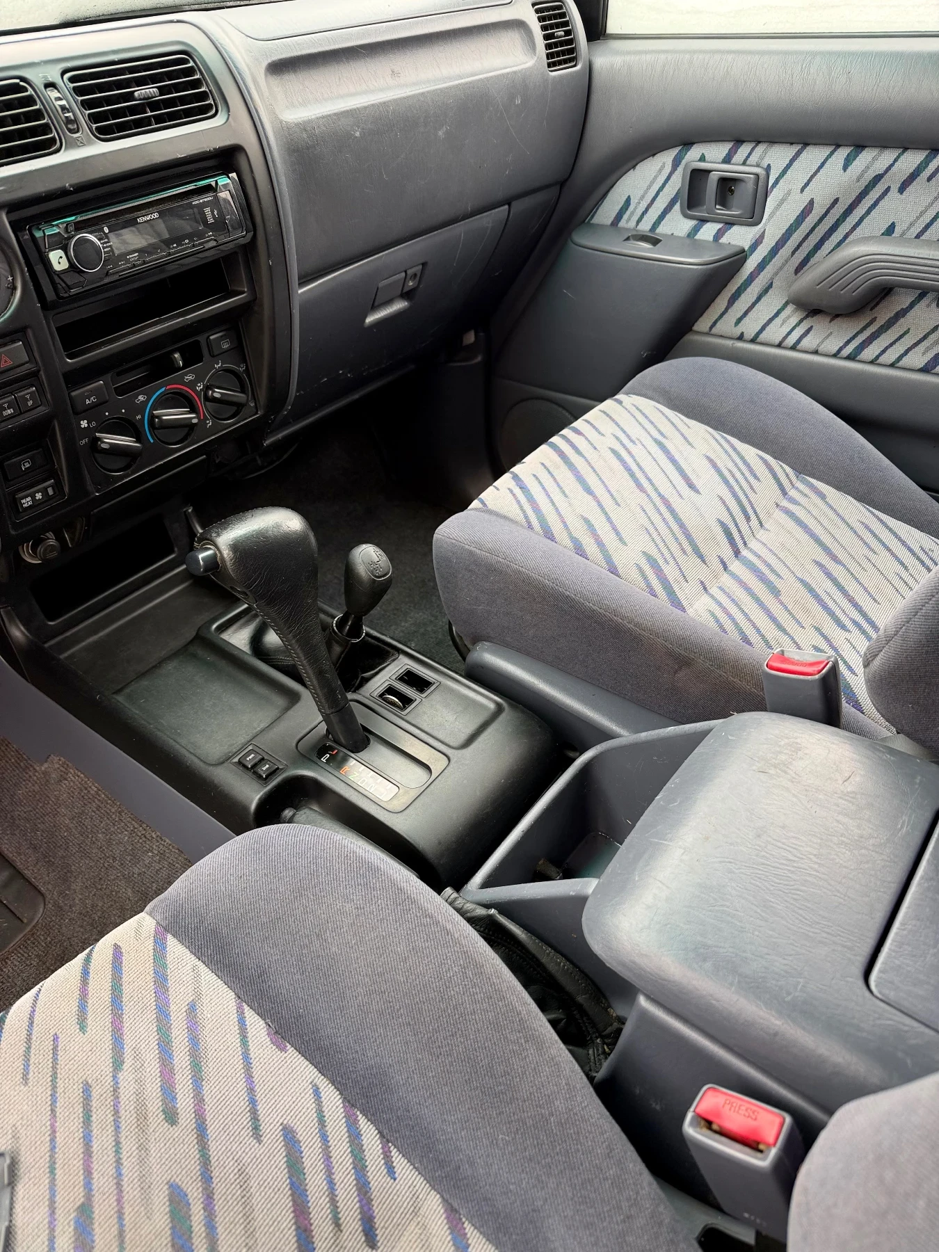 Toyota Land cruiser 3.4i V6 Бензин - изображение 6