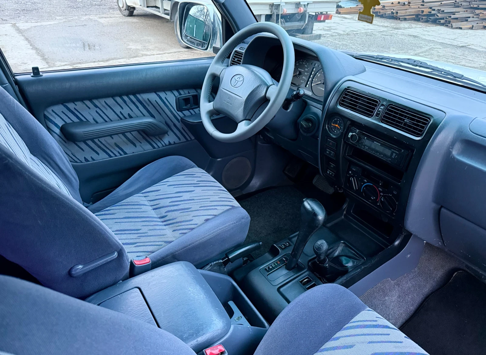 Toyota Land cruiser 3.4i V6 Бензин - изображение 10