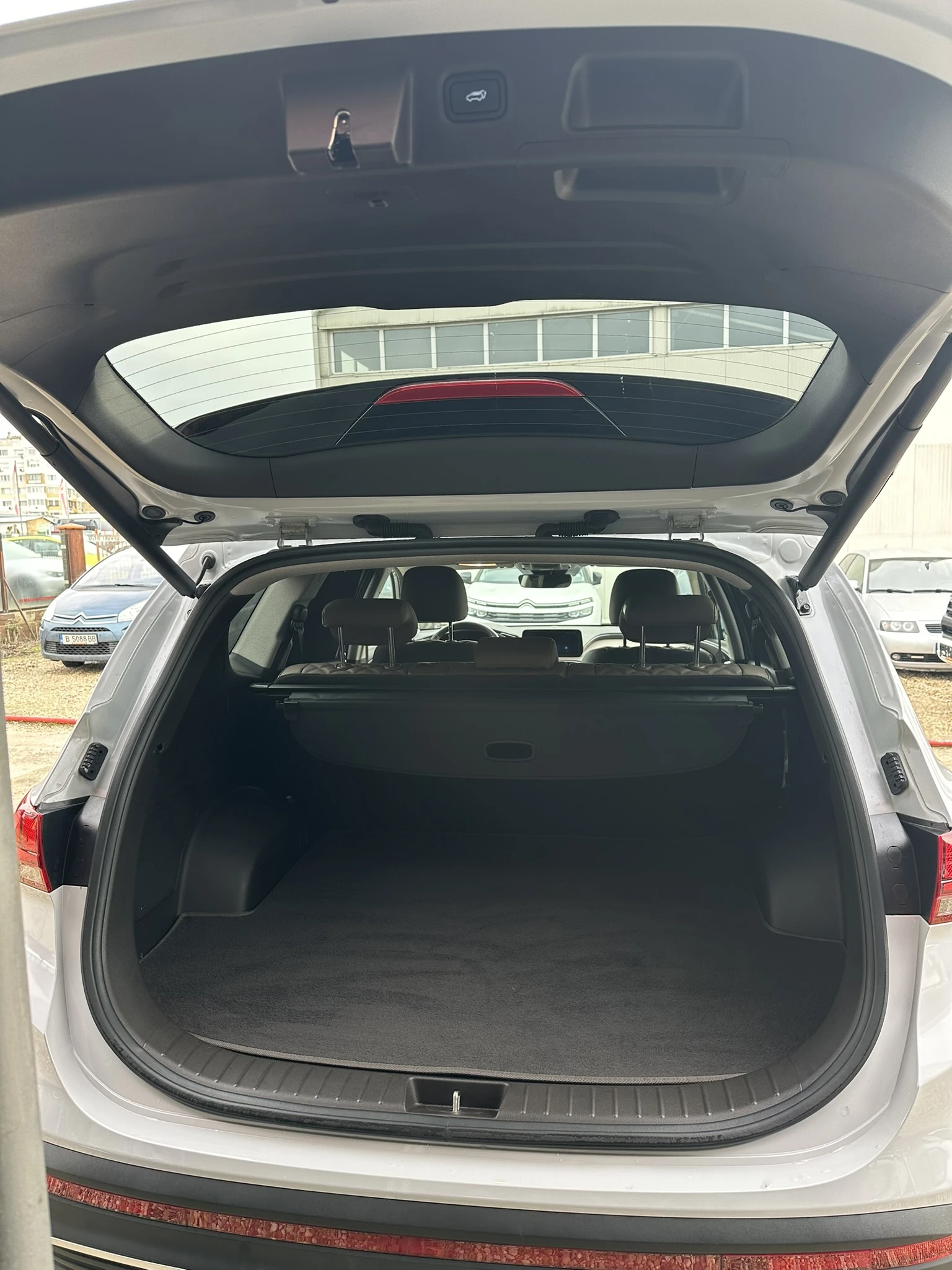 Hyundai Santa fe 1.6 T-GDI Plug-in Hybrid Prime 4WD - изображение 8