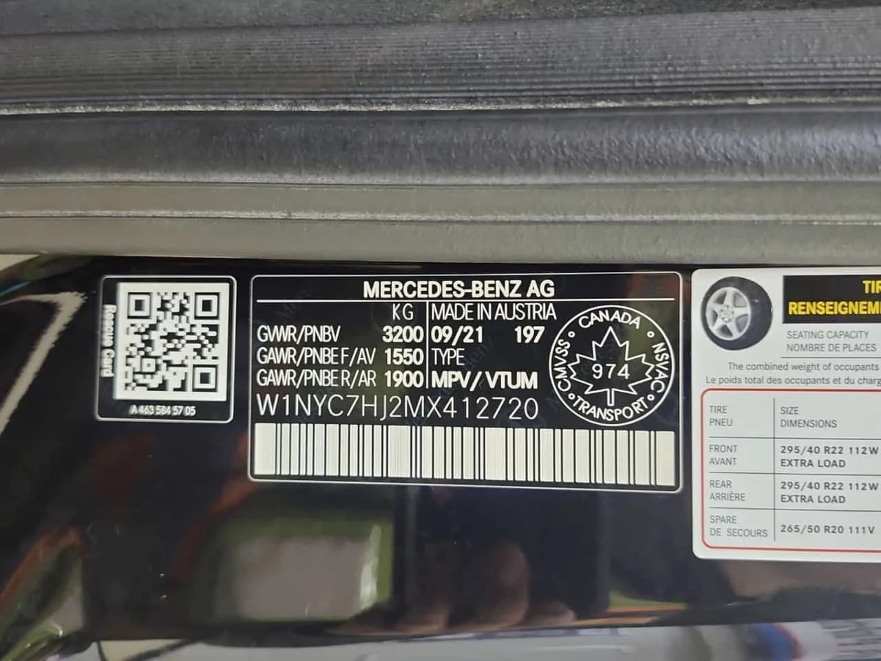 Mercedes-Benz G * AMG 63 * ЧЕРВЕН САЛОН * , снимка 16 - Автомобили и джипове - 54030361